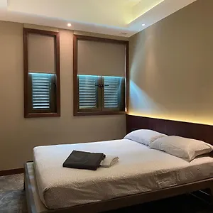 Am Hotel